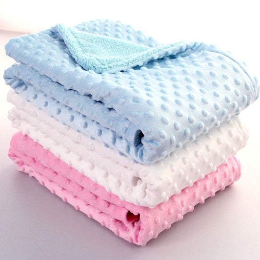 Newborn Swaddle Wrap Blanket – Soft Polar Dot Baby Bedding